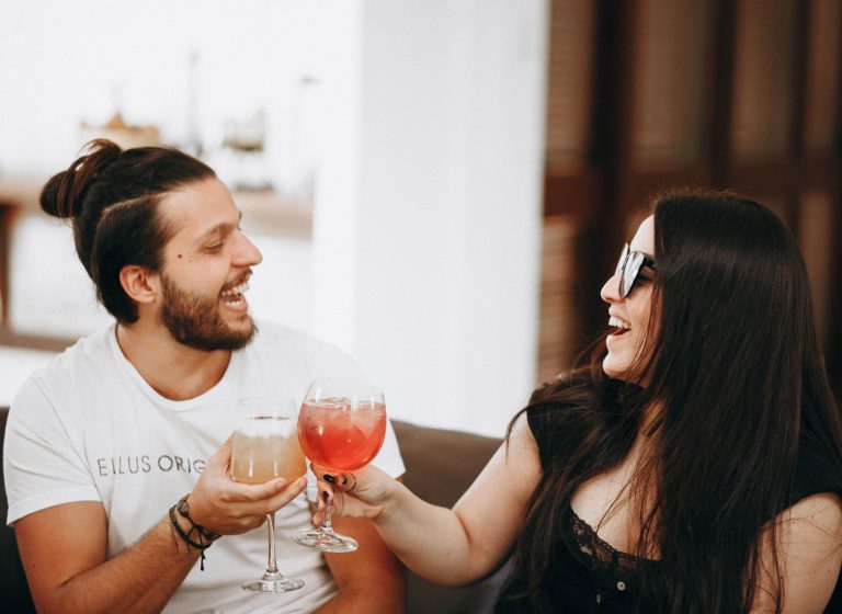 846737-saint-valentin-2023-un-speed-dating-decontracte-pour-les-celibataires-a-la-contrebande